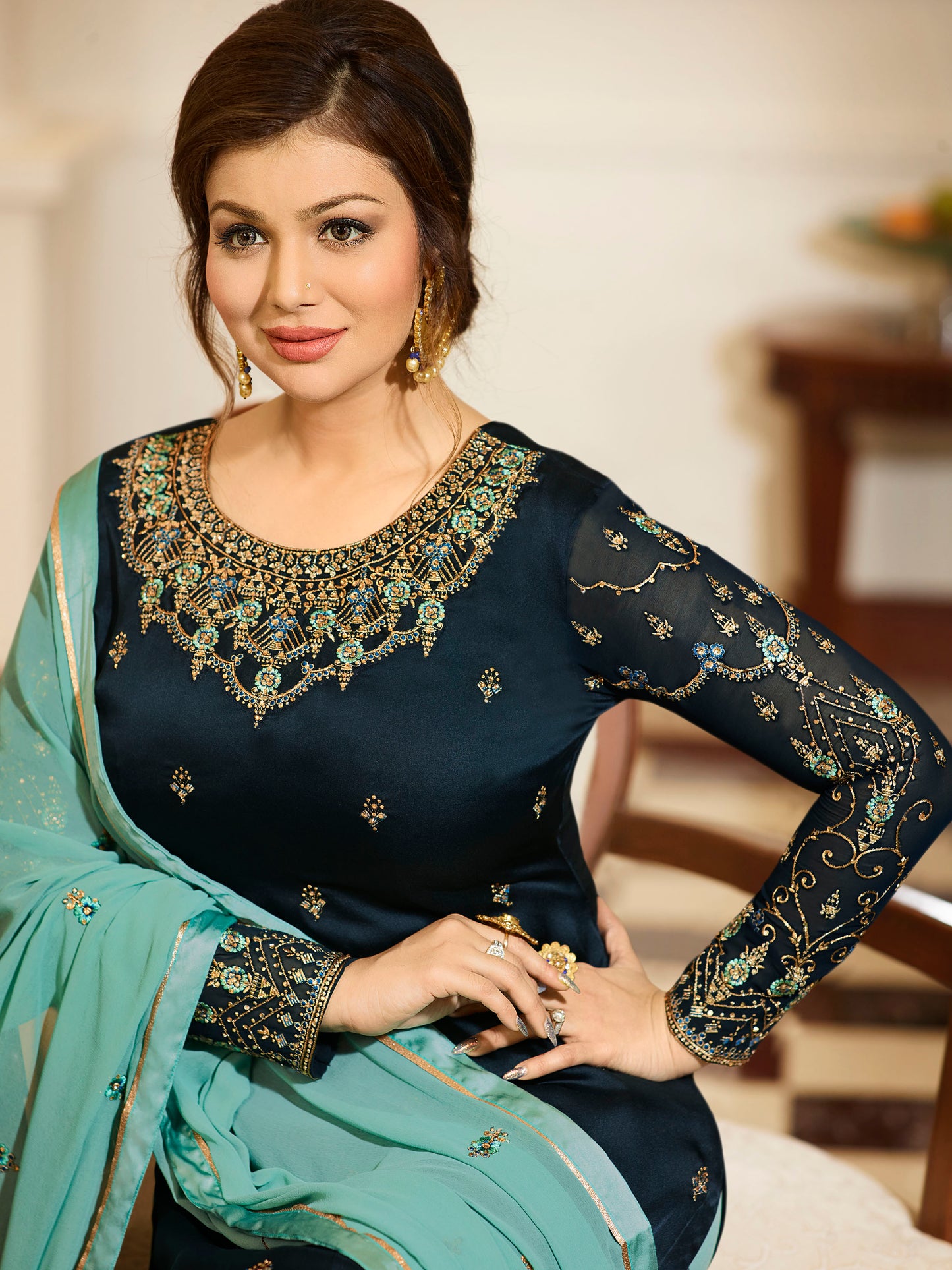 Exquisite Emerald Green Heavy Embroidered Anarkali Suit | Premium Wedding Wear | Kavlee