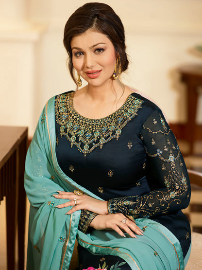 Exquisite Emerald Green Heavy Embroidered Anarkali Suit | Premium Wedding Wear | Kavlee