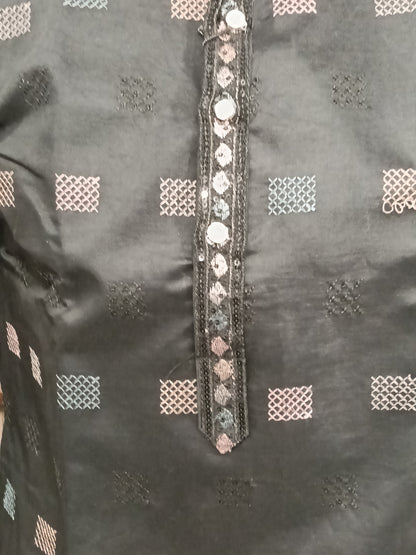 Premium Jet Black Men's Kurta | Geometric Motifs & Peacock Embroidered Hem