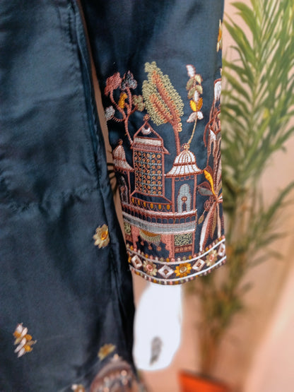 Elegant Navy Blue Men's Kurta with Delicate Heritage Border