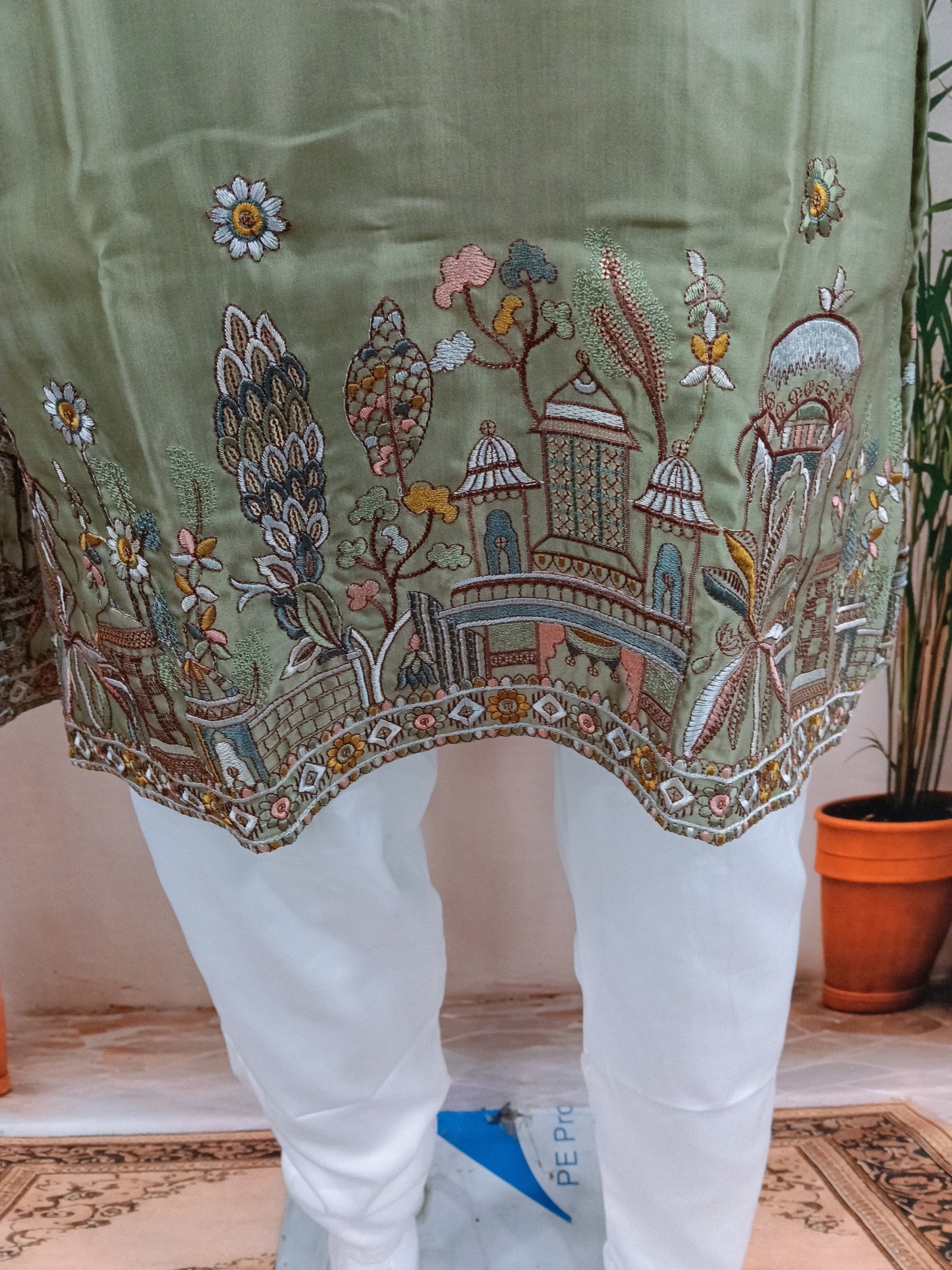 Elegant Olive Green Men's Kurta with Delicate Heritage Border
